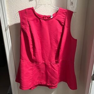 Belle Isle Sleeveless Peplum Top in Soft Red 18